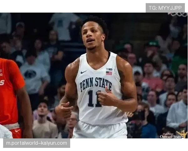 阿斯维尔核心德科洛场均14.3分4.3助攻 但难带动整体进攻 阿斯维尔核心德科洛场均14.3分4.3助攻 但难带动整体进攻